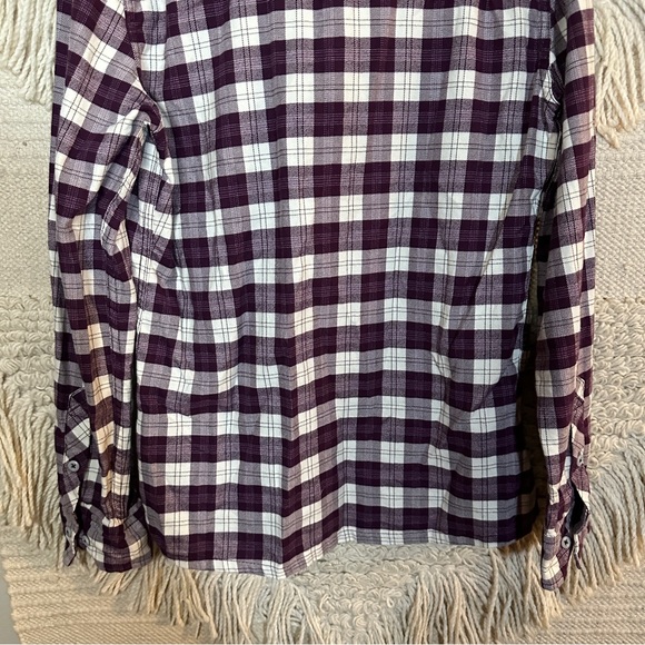 STIO purple and white plaid half button up flannel top S - Picture 12 of 12